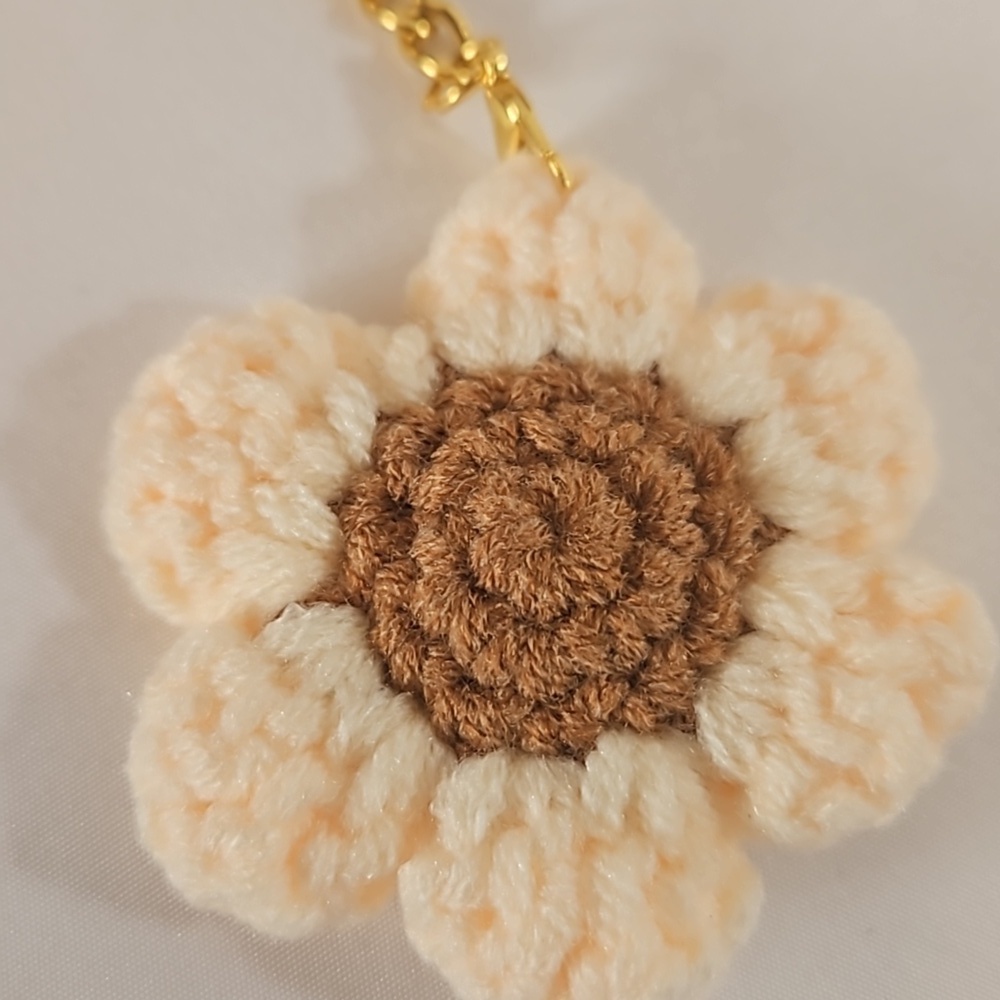 Hand Crafted Hand Knit Chrochet floral gold 4" Keychain flower baige and brown - Picture 11 of 17